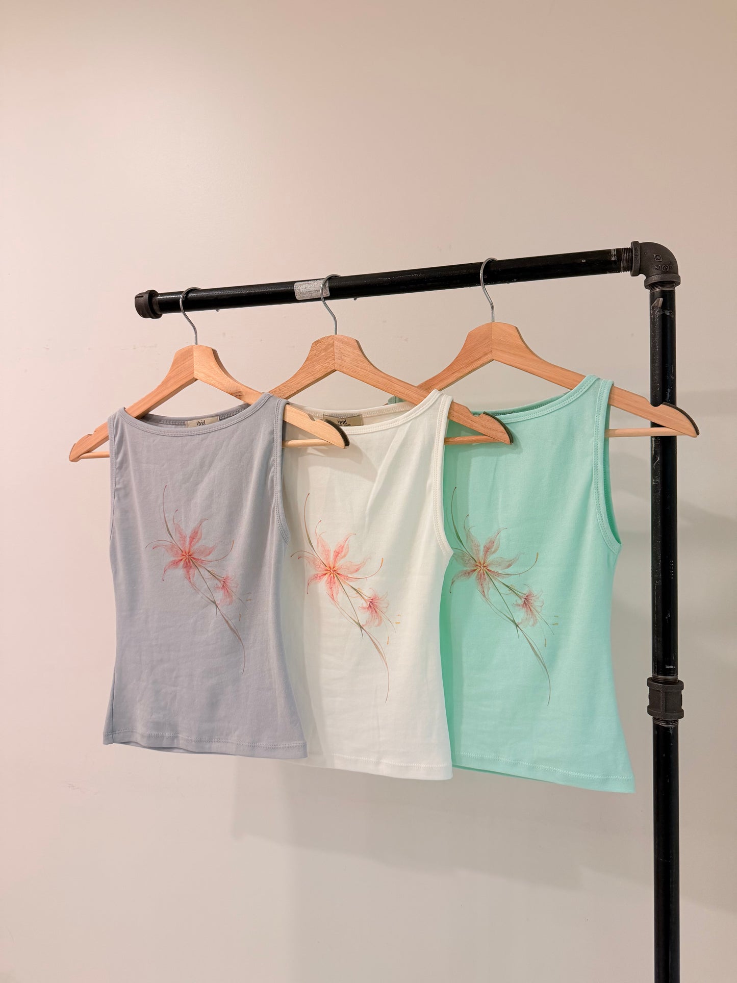 IRIS Floral tank