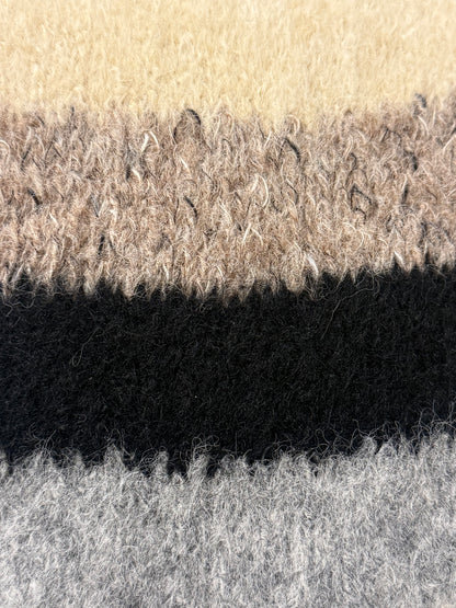 IMAGINE Fuzzy stripe scarf