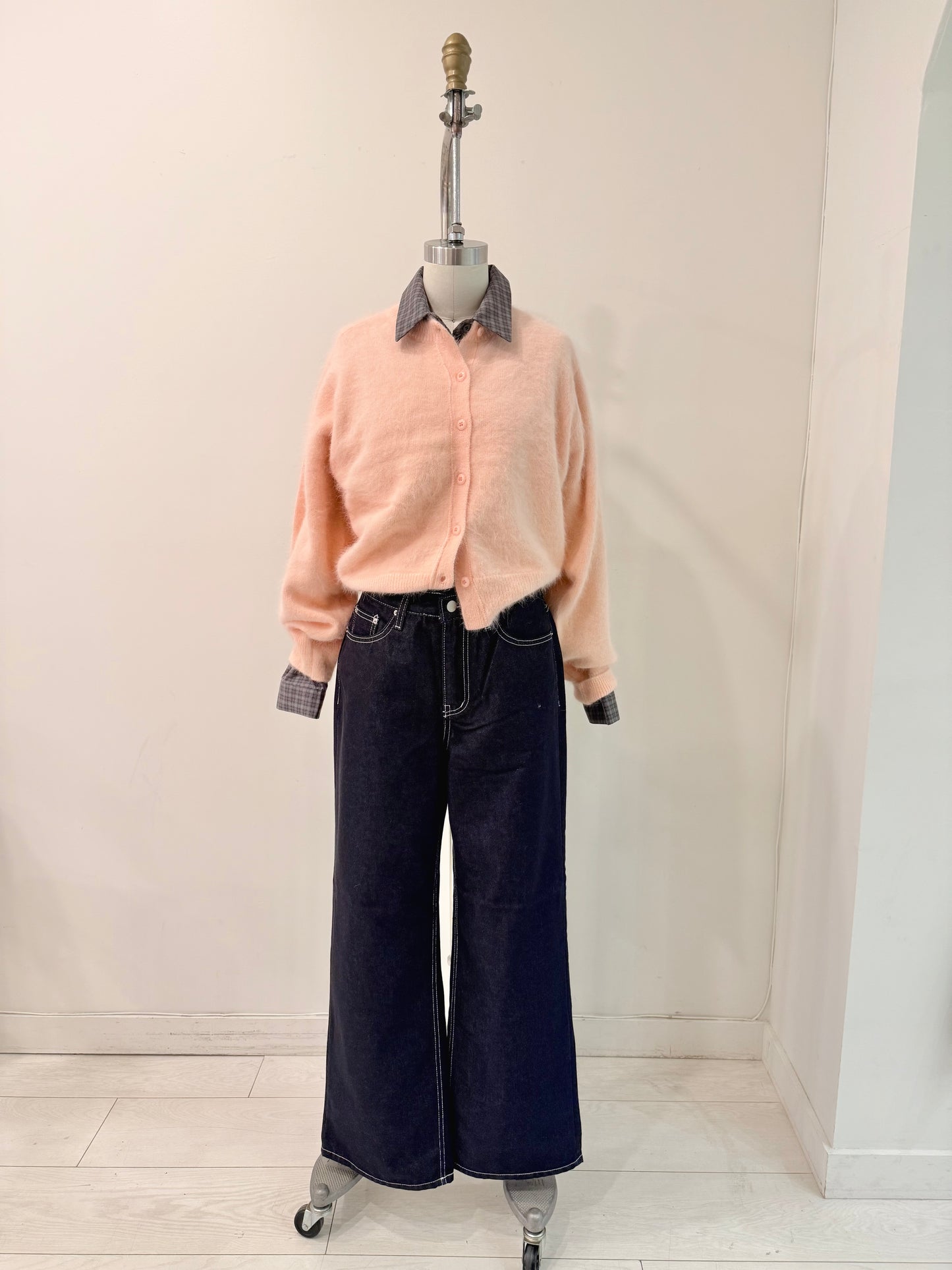 MARIA Raw denim jeans