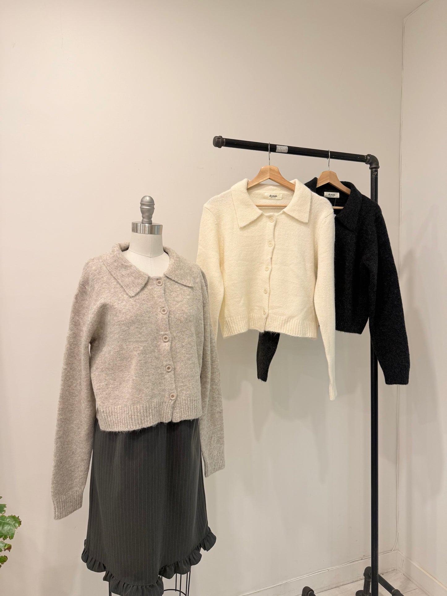 KANA Collared cardigan