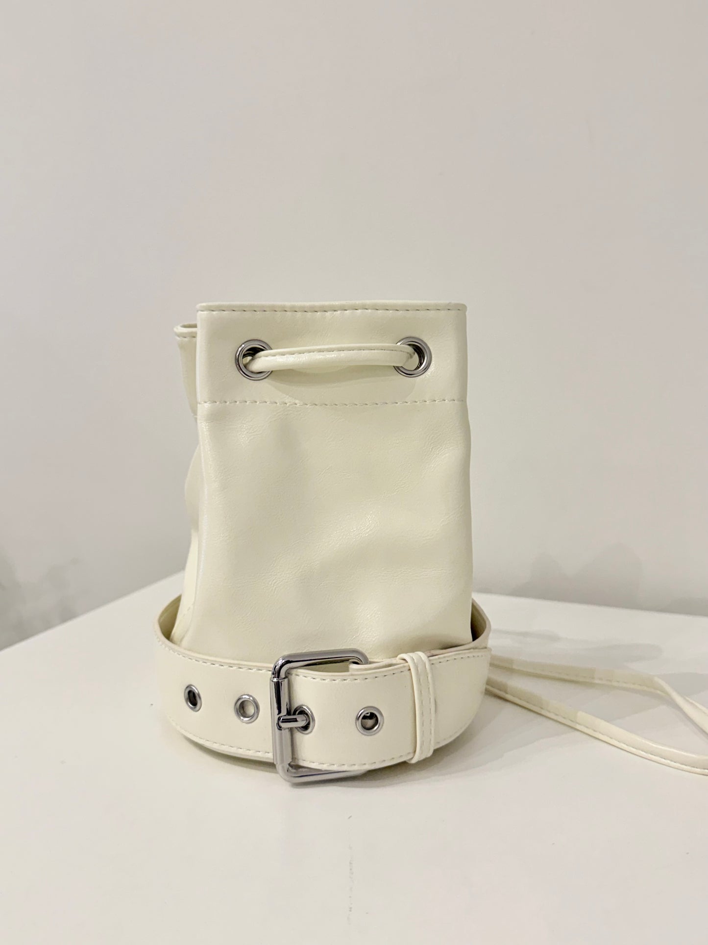 BITE Mini bucket bag