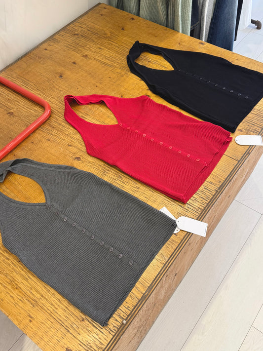 LARA Ribbed halter top