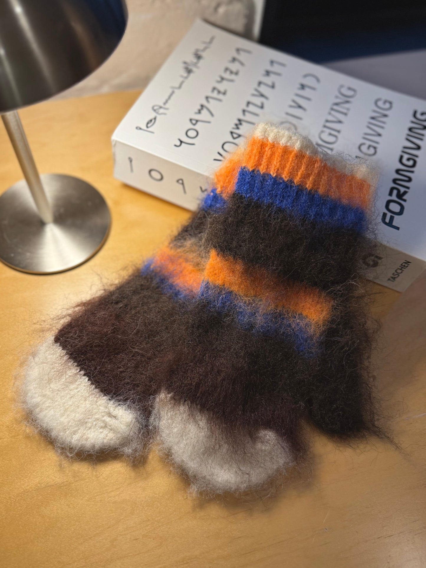 GINJA Fuzzy mittens