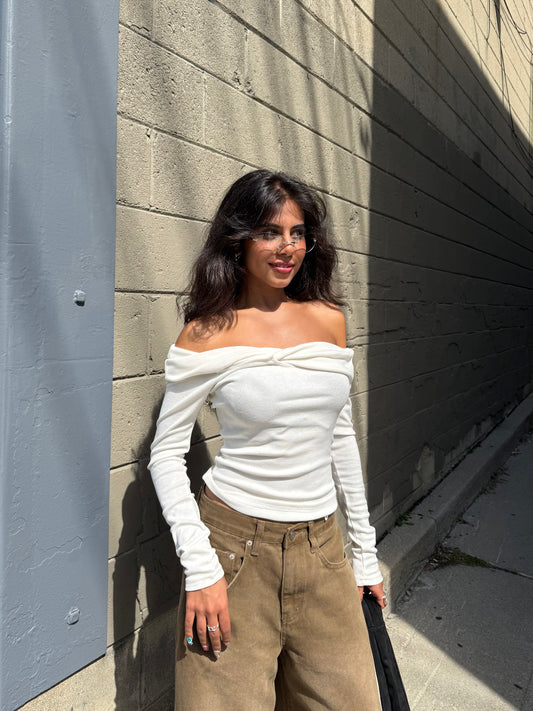RIFF Twisted off shoulder top