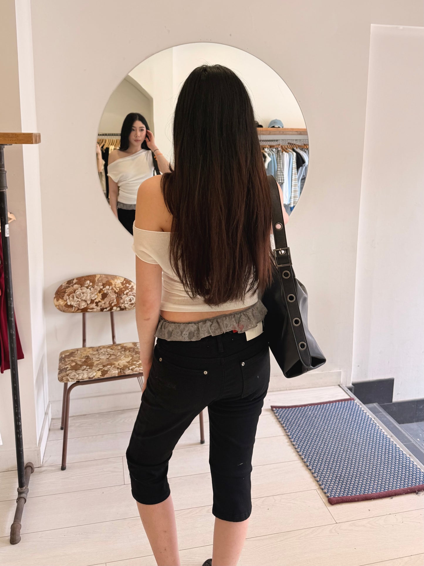 LIMIT Black capris
