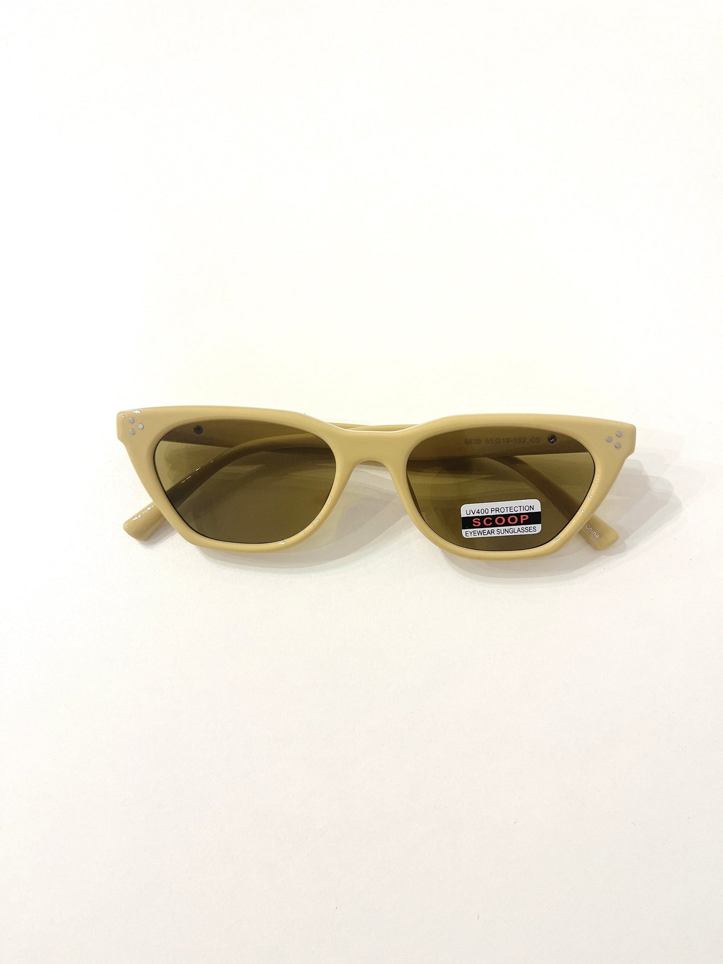 PICNIC Cateye sunnies