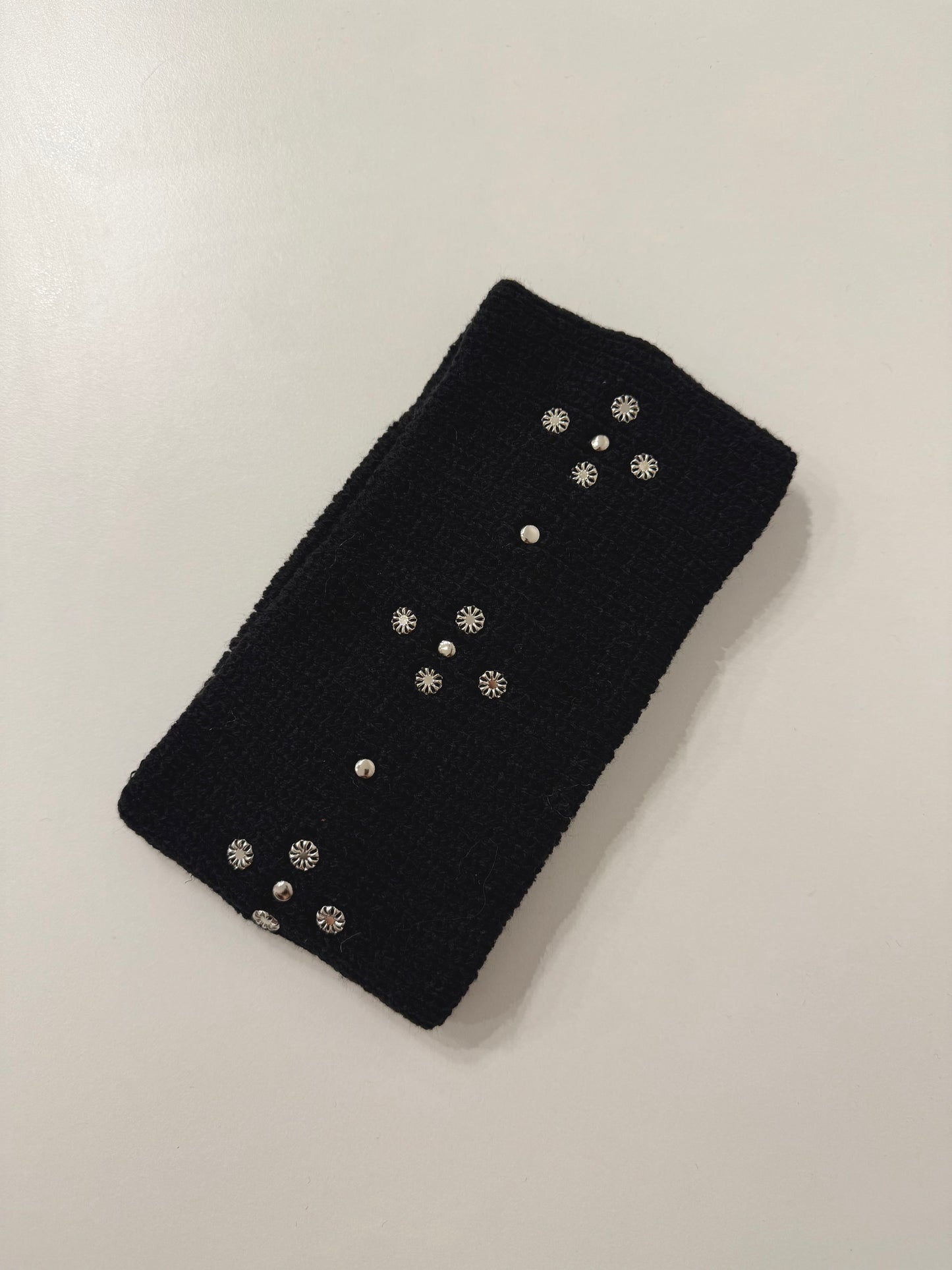 NAGO Studded knit headband