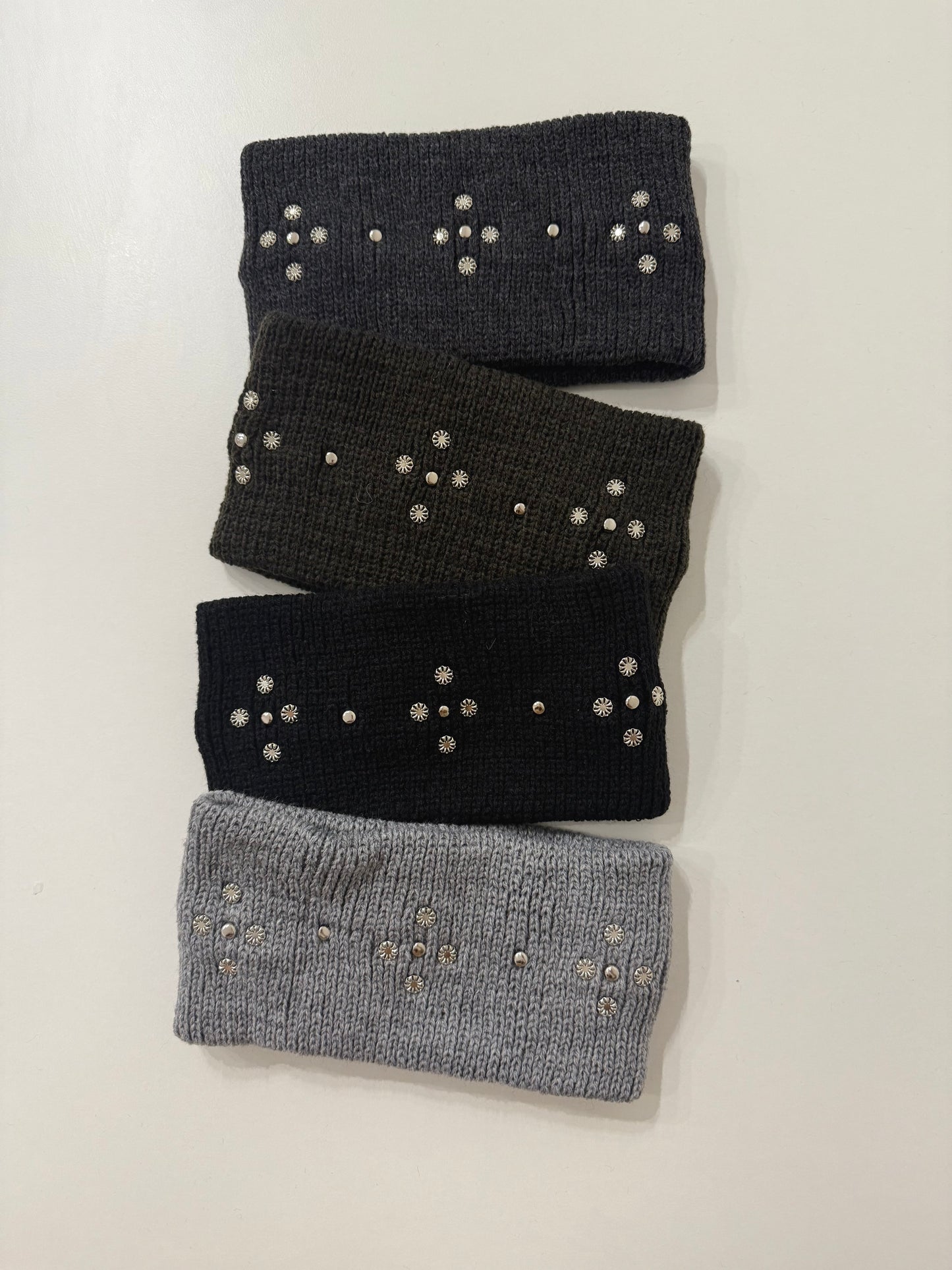 NAGO Studded knit headband