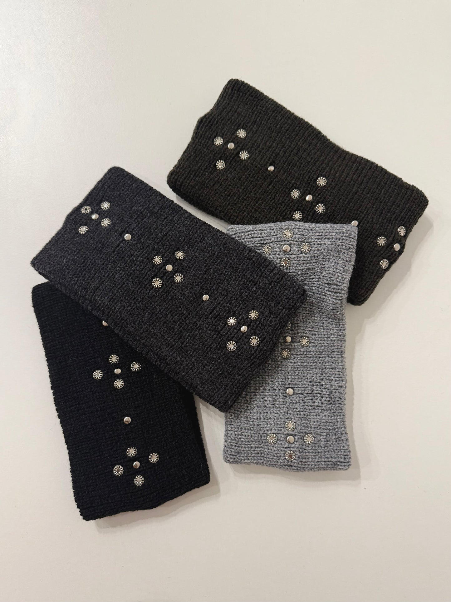 NAGO Studded knit headband