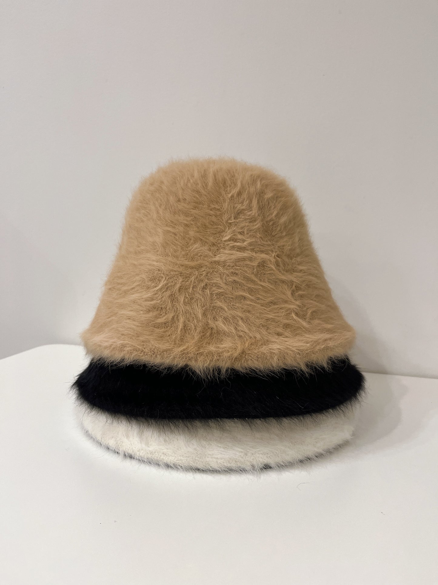 ZARU Angora bucket hat