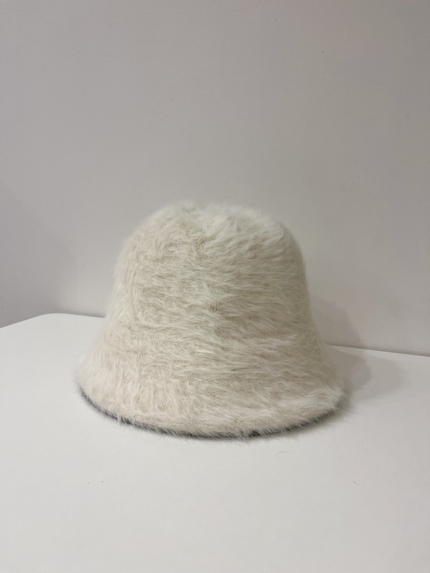 ZARU Angora bucket hat