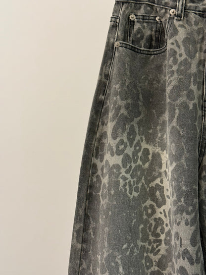 TOCUT Cheetah printed jeans