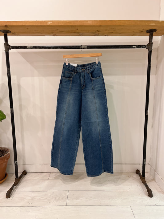 TAB wide legged jeans