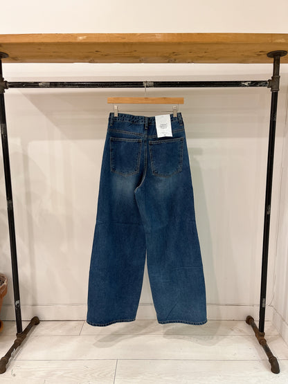 TAB wide legged jeans