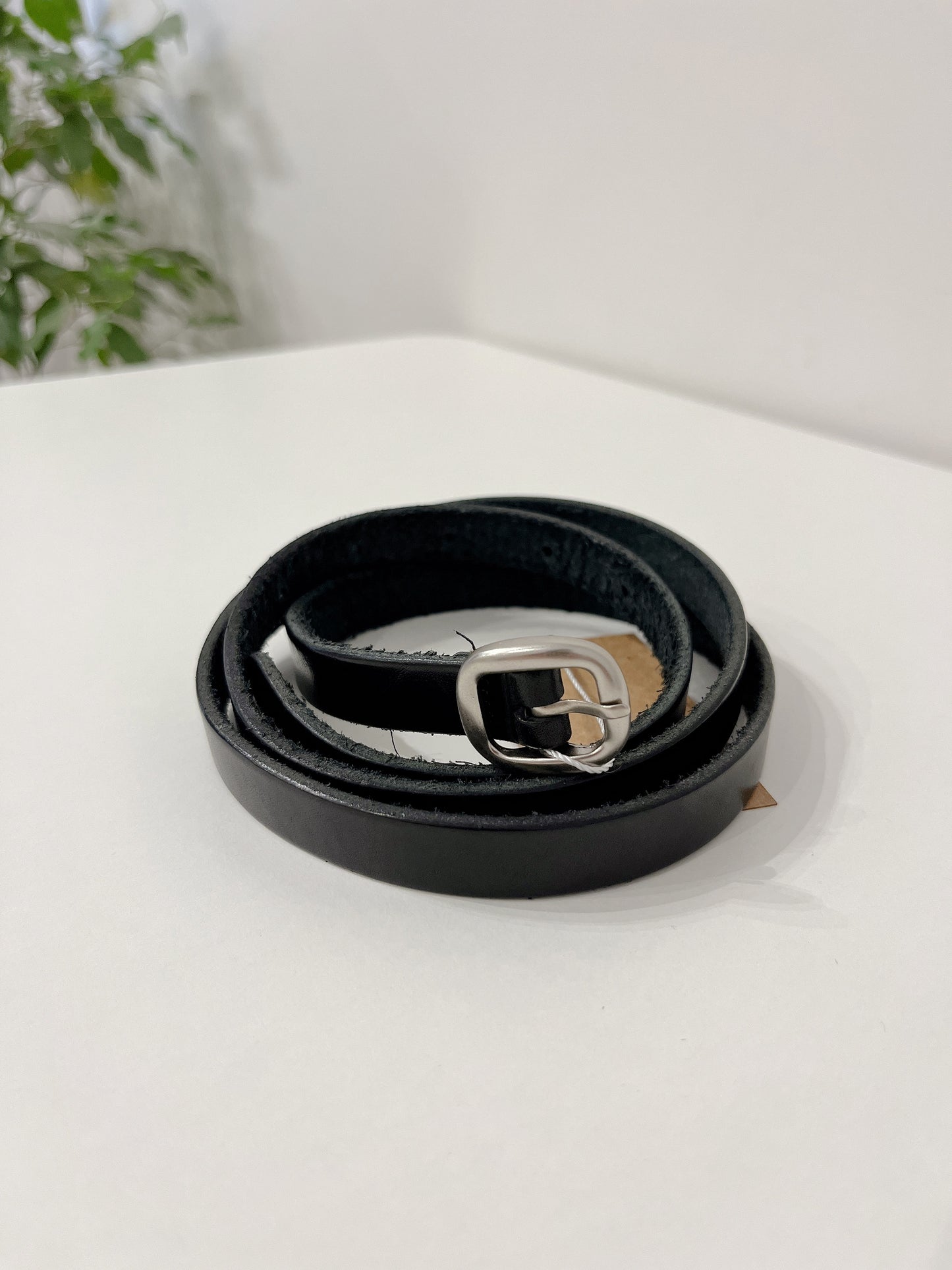 TORA Skinny leather belt