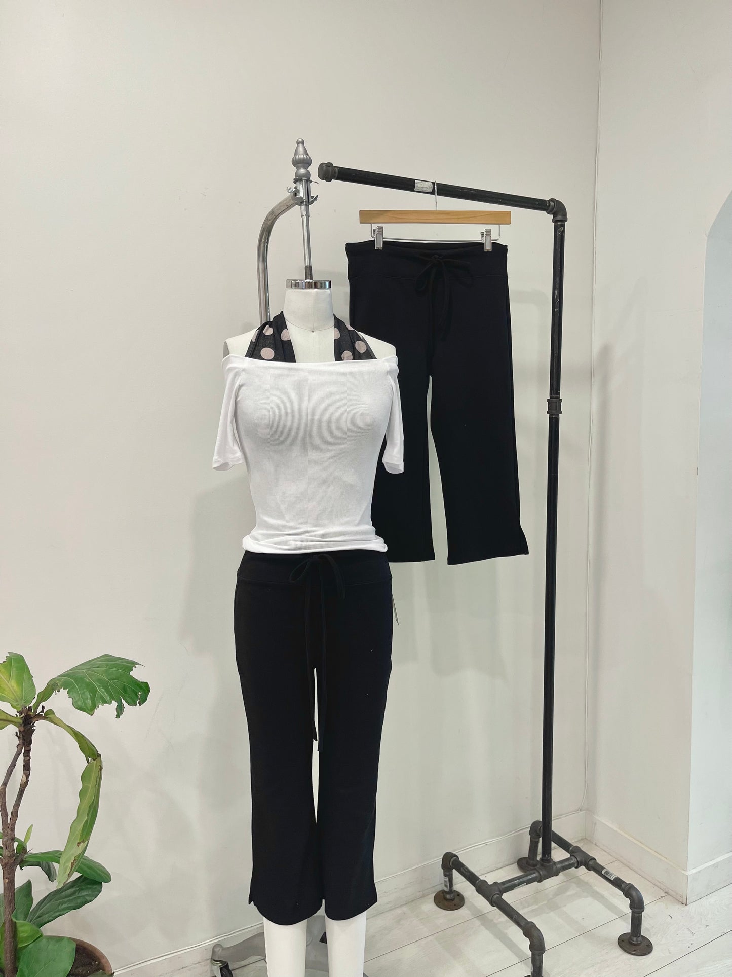 CLEO Capri lounge pants