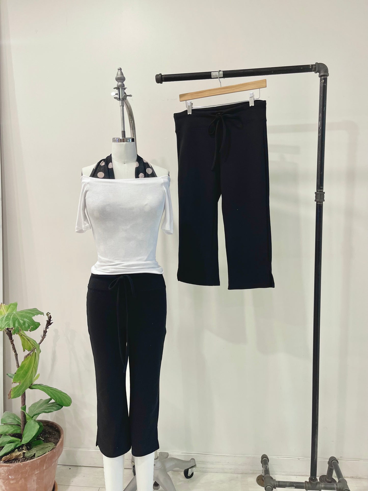 CLEO Capri lounge pants