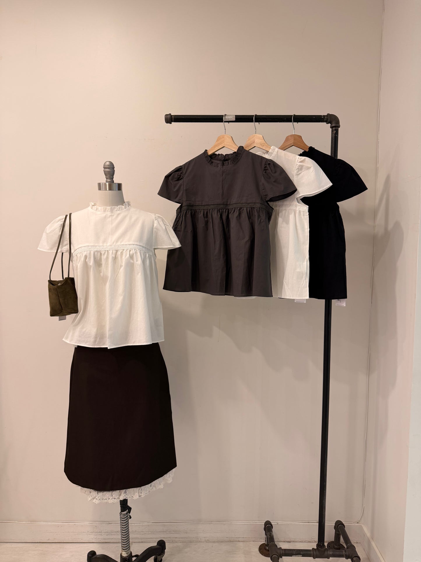 POPPY Puff blouse
