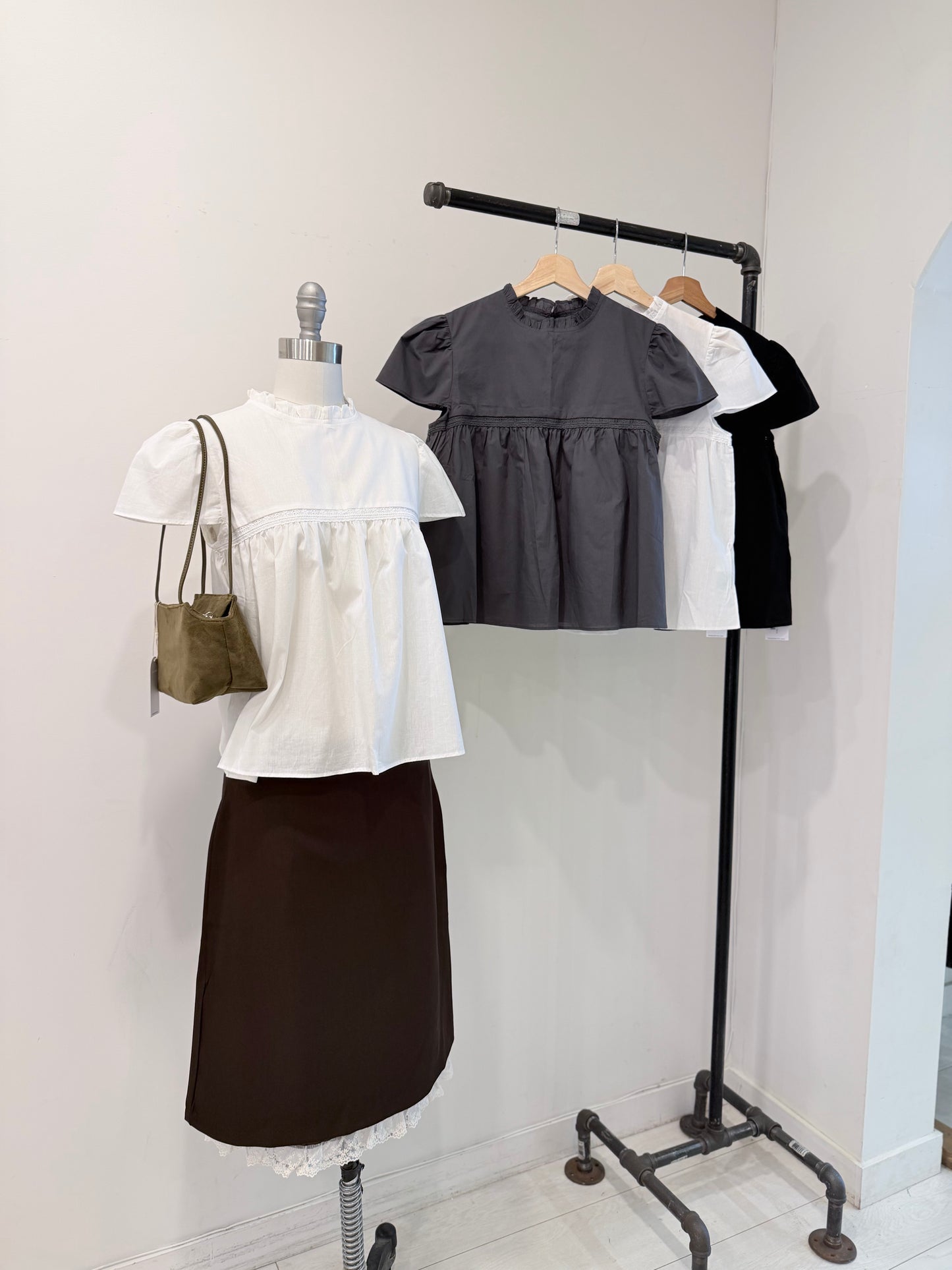 POPPY Puff blouse