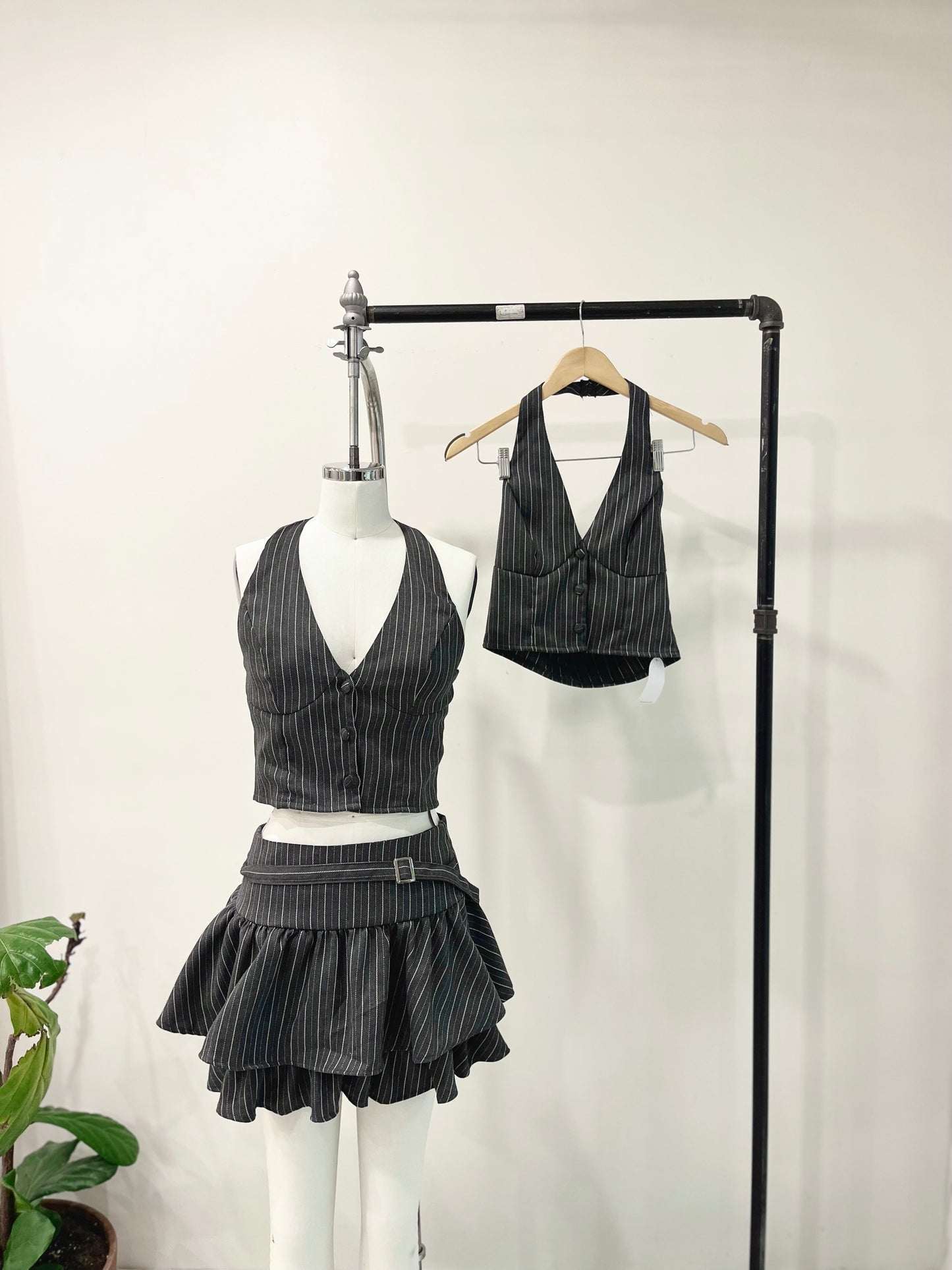 ELLA Pinstripe set