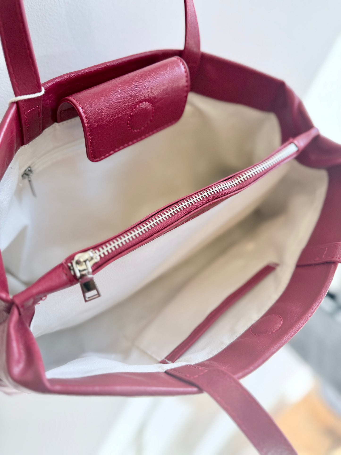 GHOST Eyelet bag