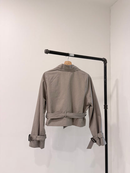 BETH Cropped trench