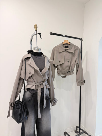 BETH Cropped trench