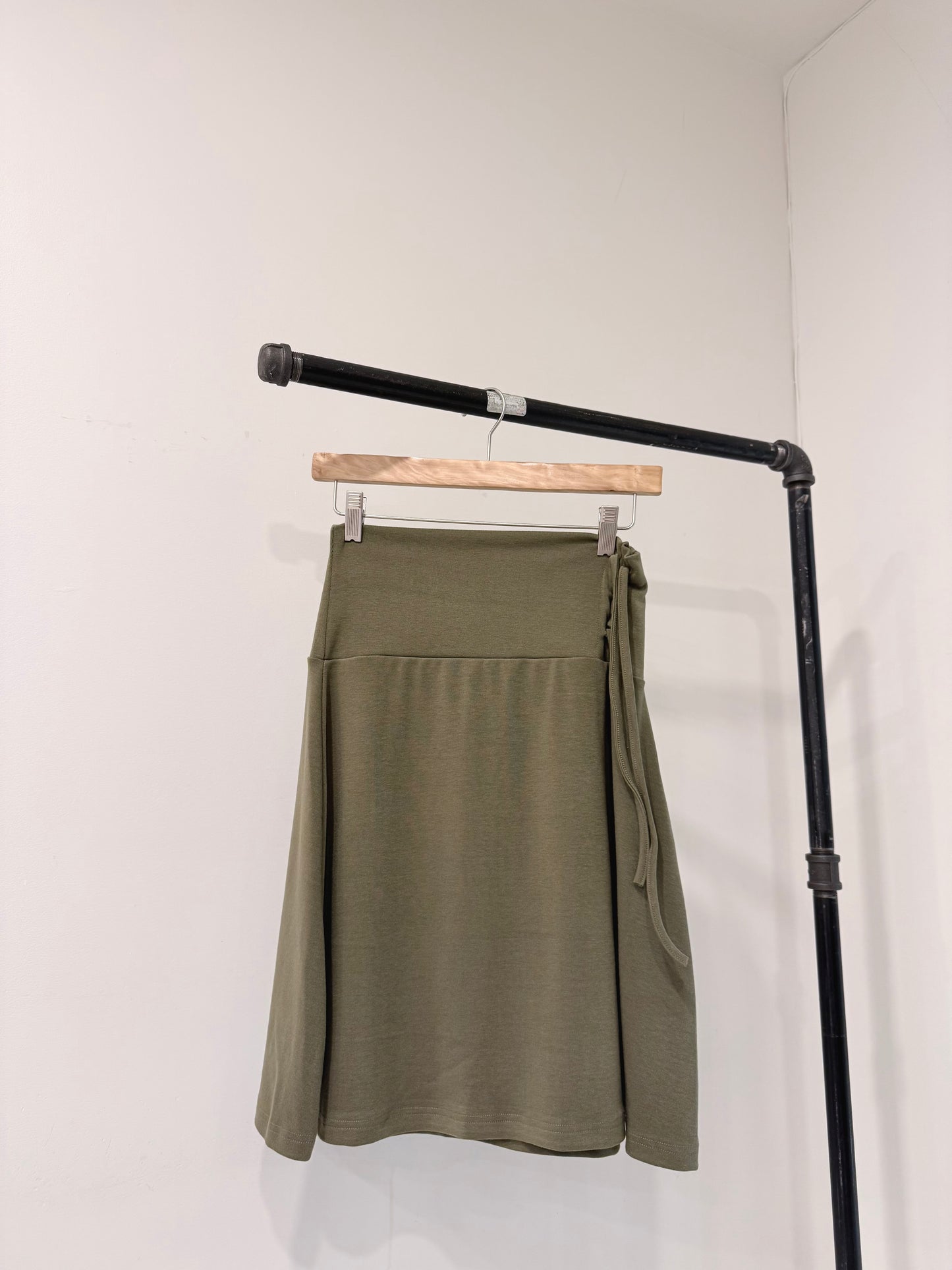 JESSY Midi skirt