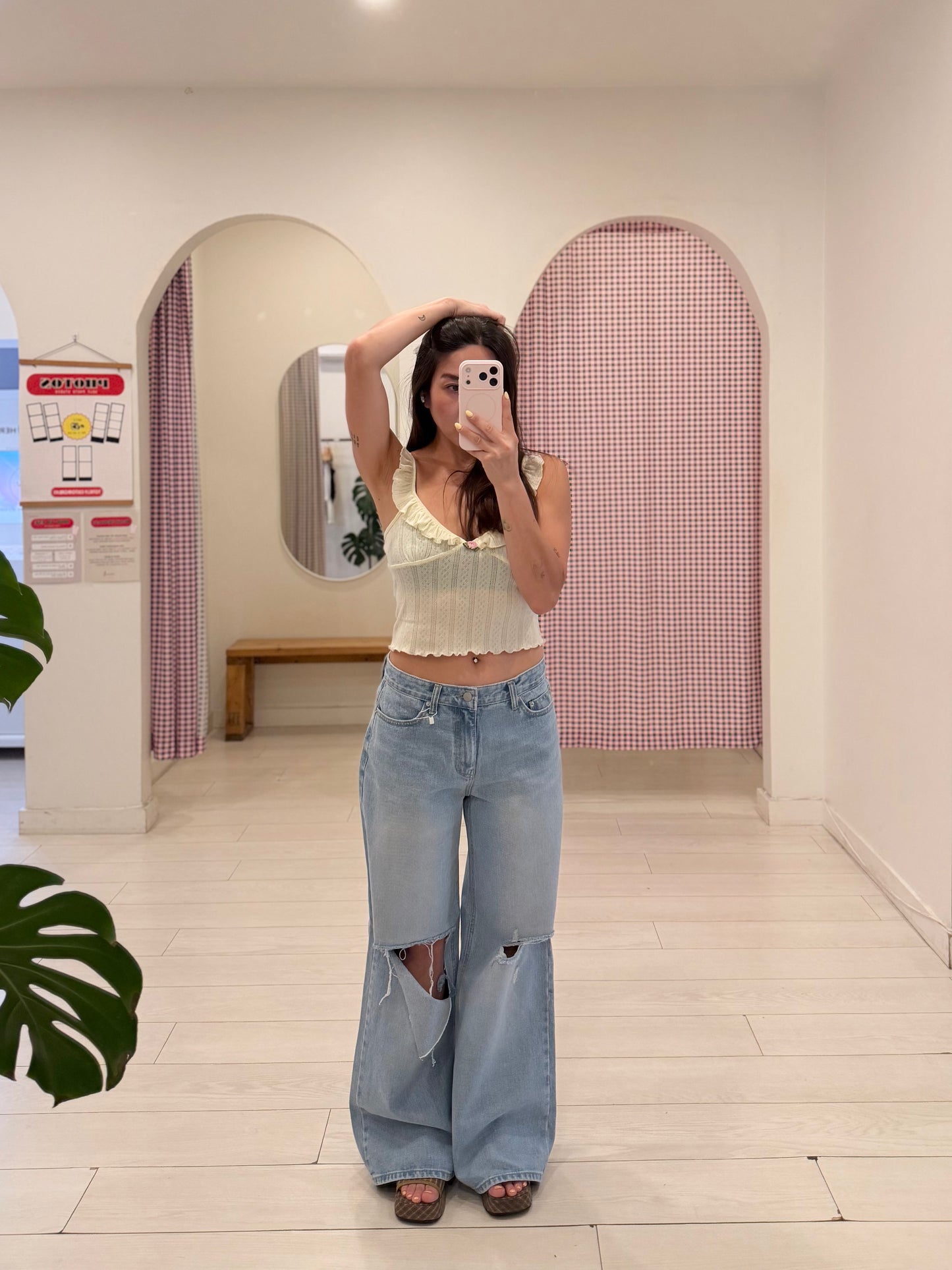 DORA Ripped wide-leg jeans