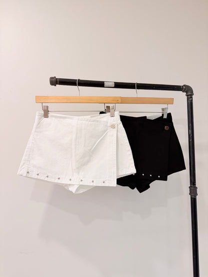 CARMEN Studded wrap shorts