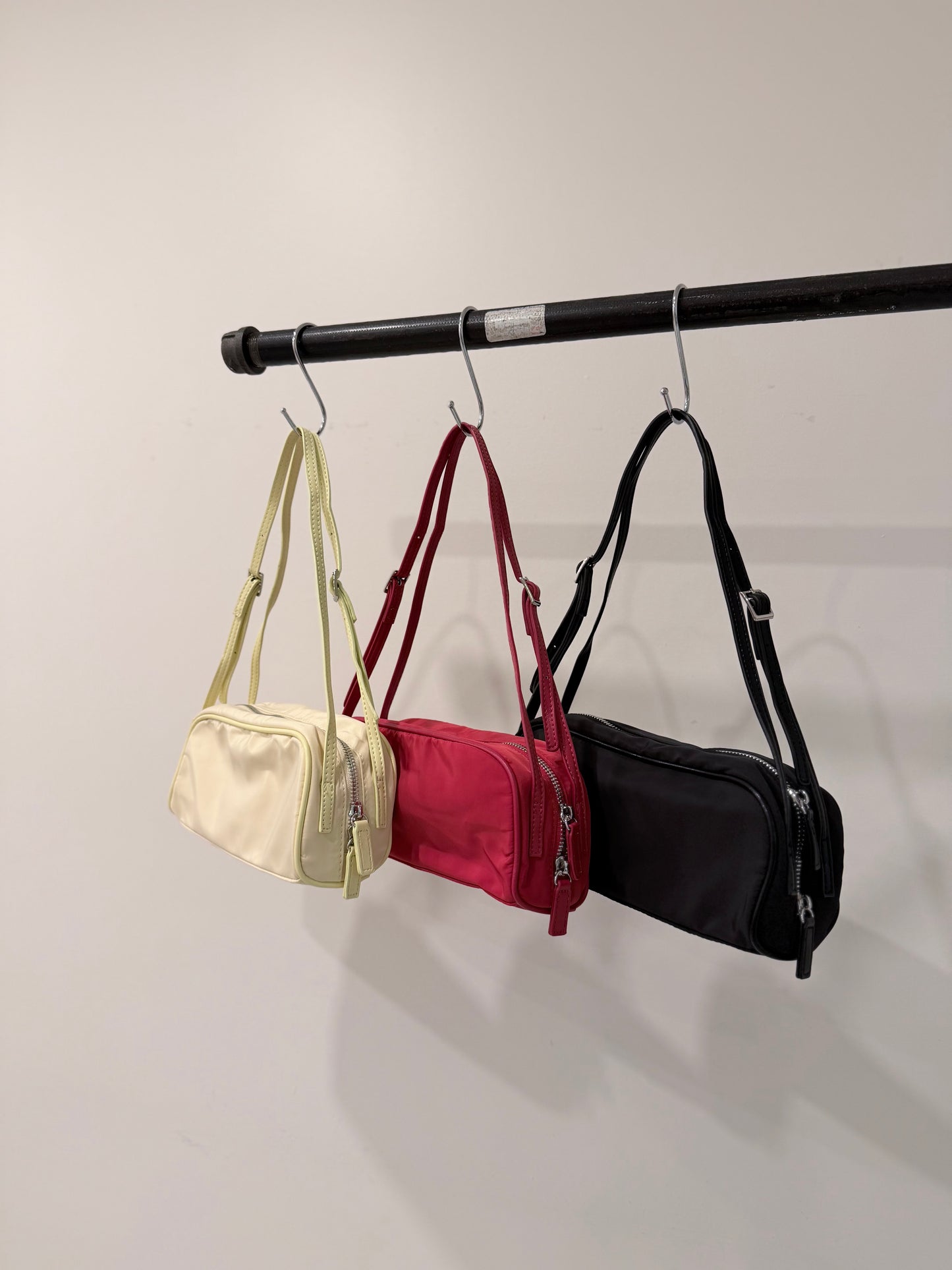 ELISE Nylon baguette bag