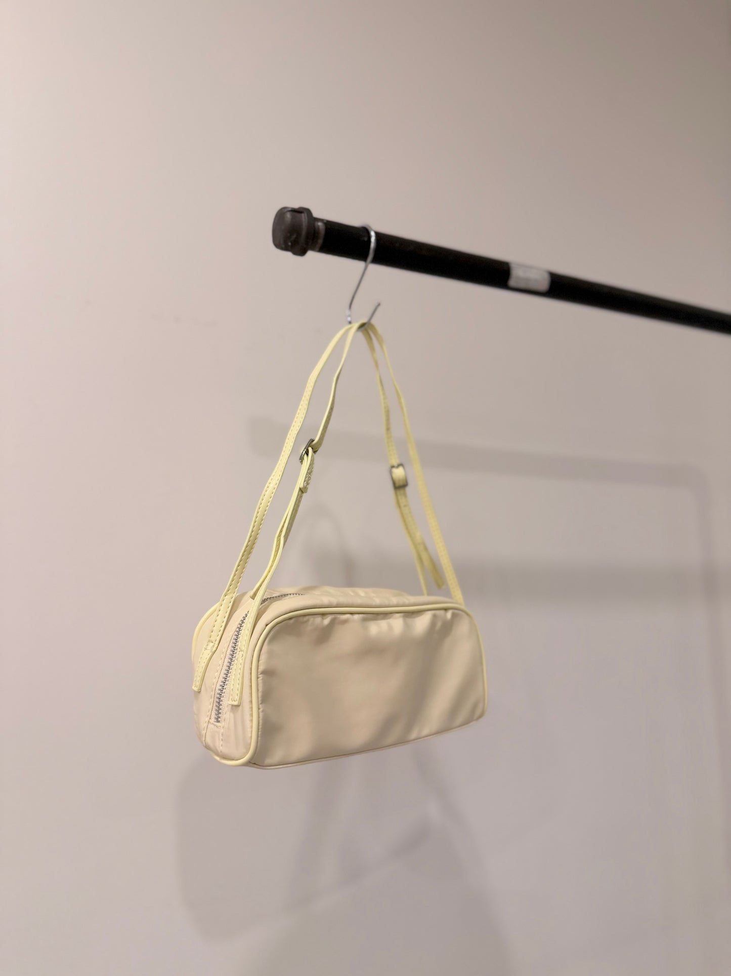 ELISE Nylon baguette bag