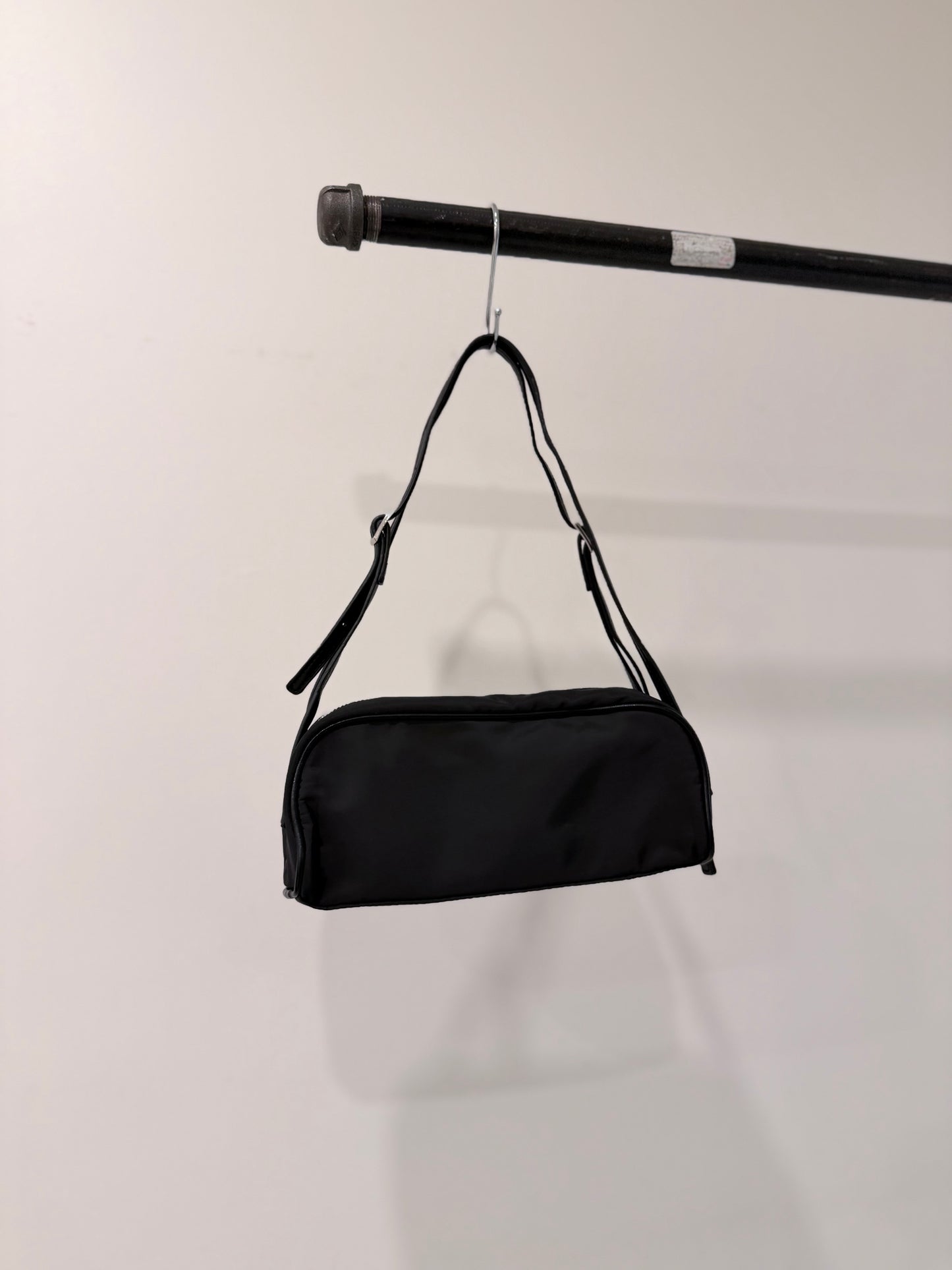 ELISE Nylon baguette bag