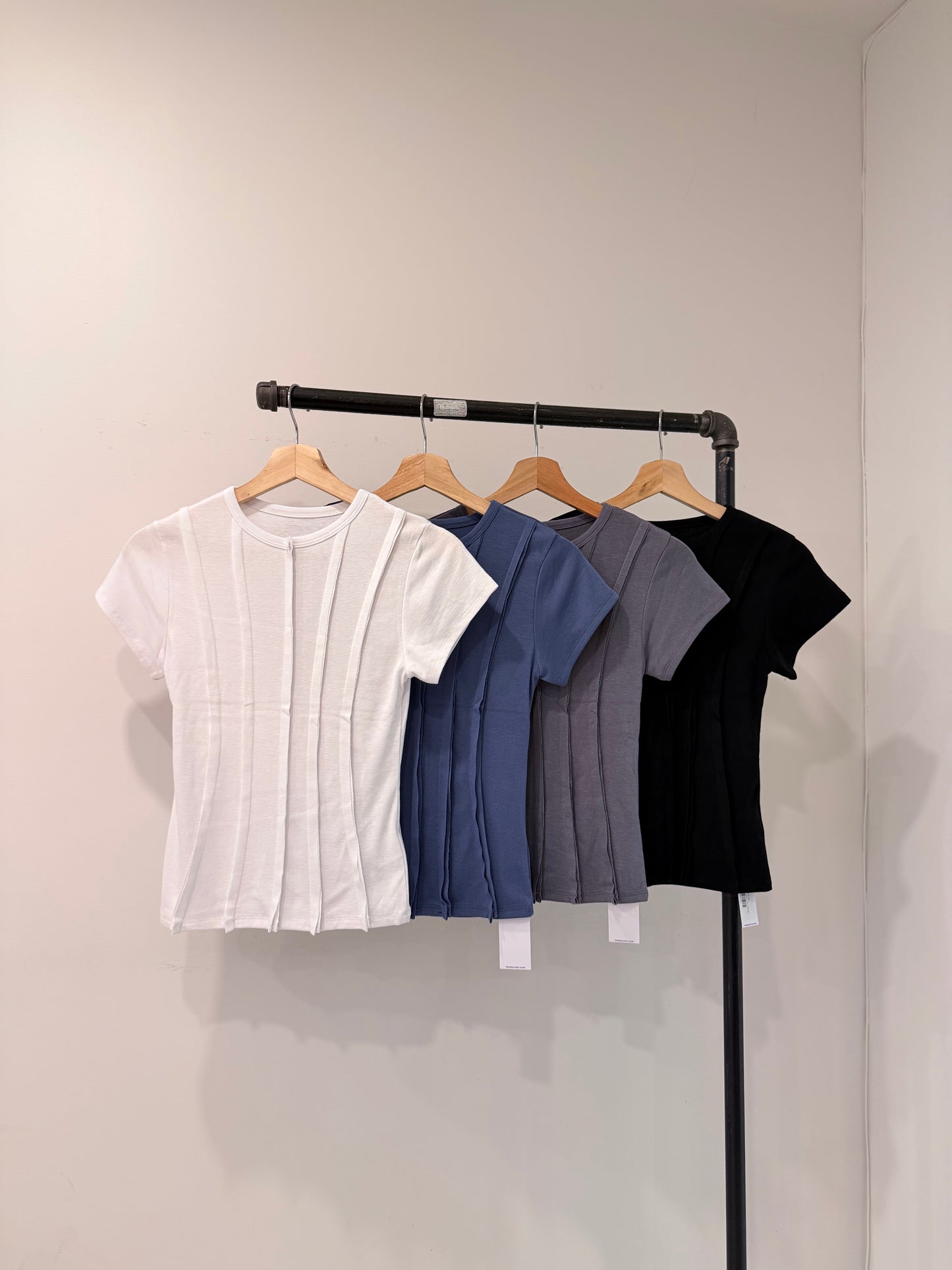 HALEY Panel-seam tee