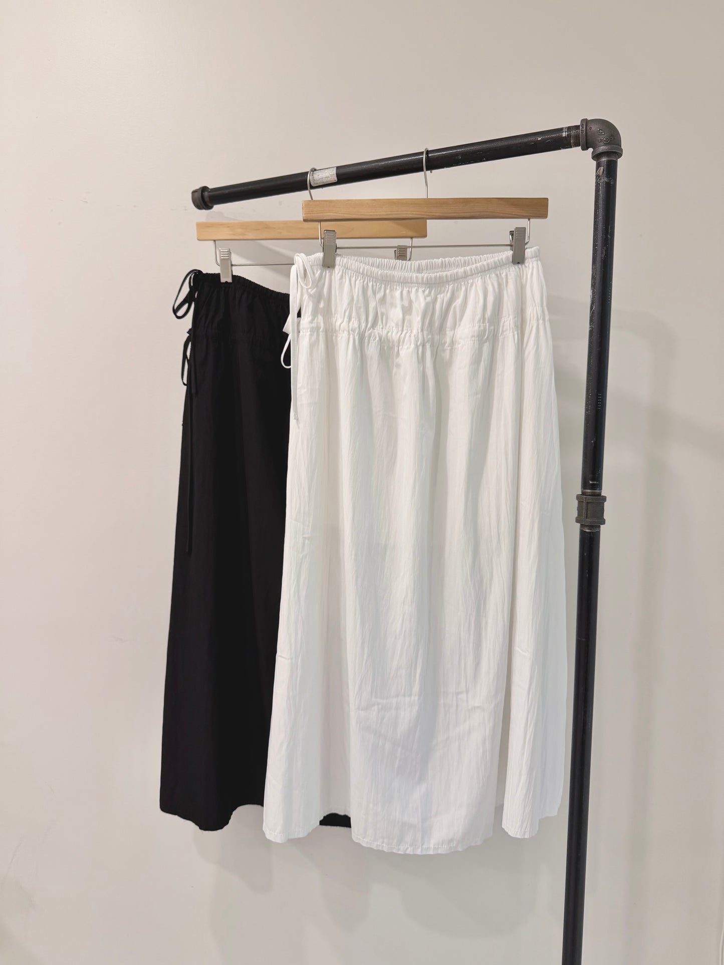 SABLE Drawstring skirt
