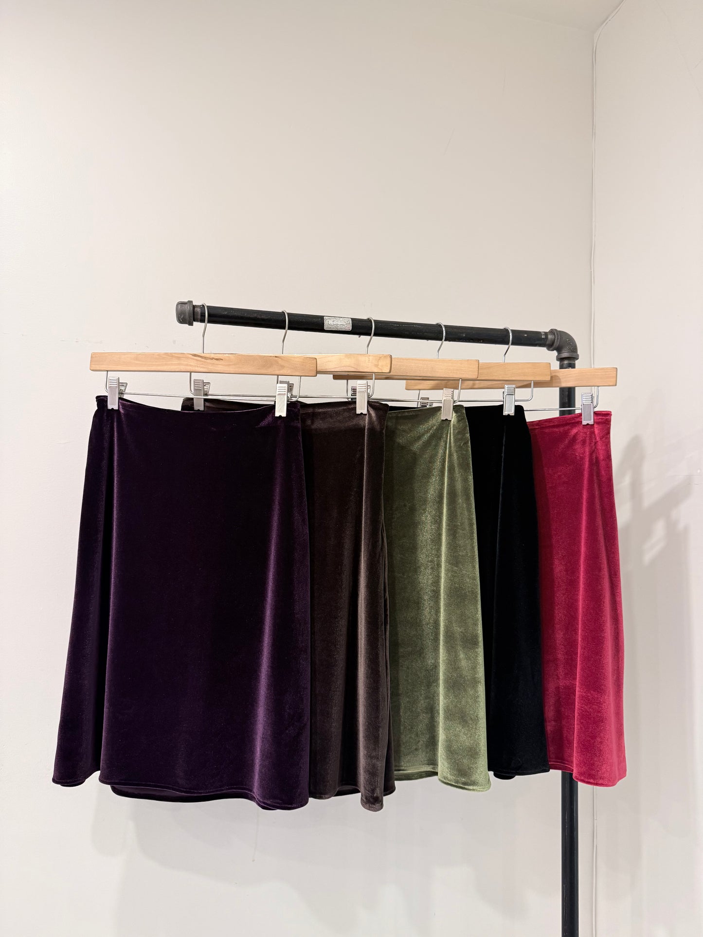 VELMA Velvet skirt