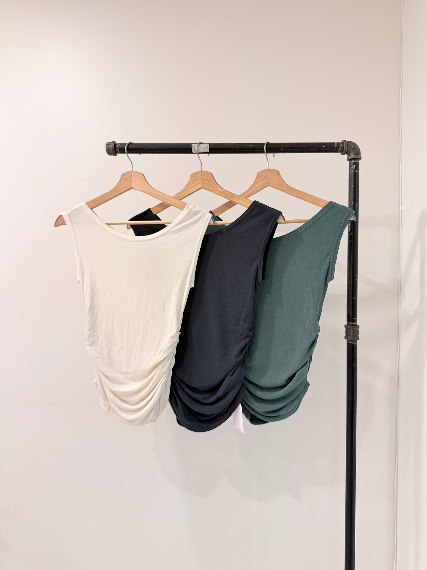 FRANKIE Ruched top