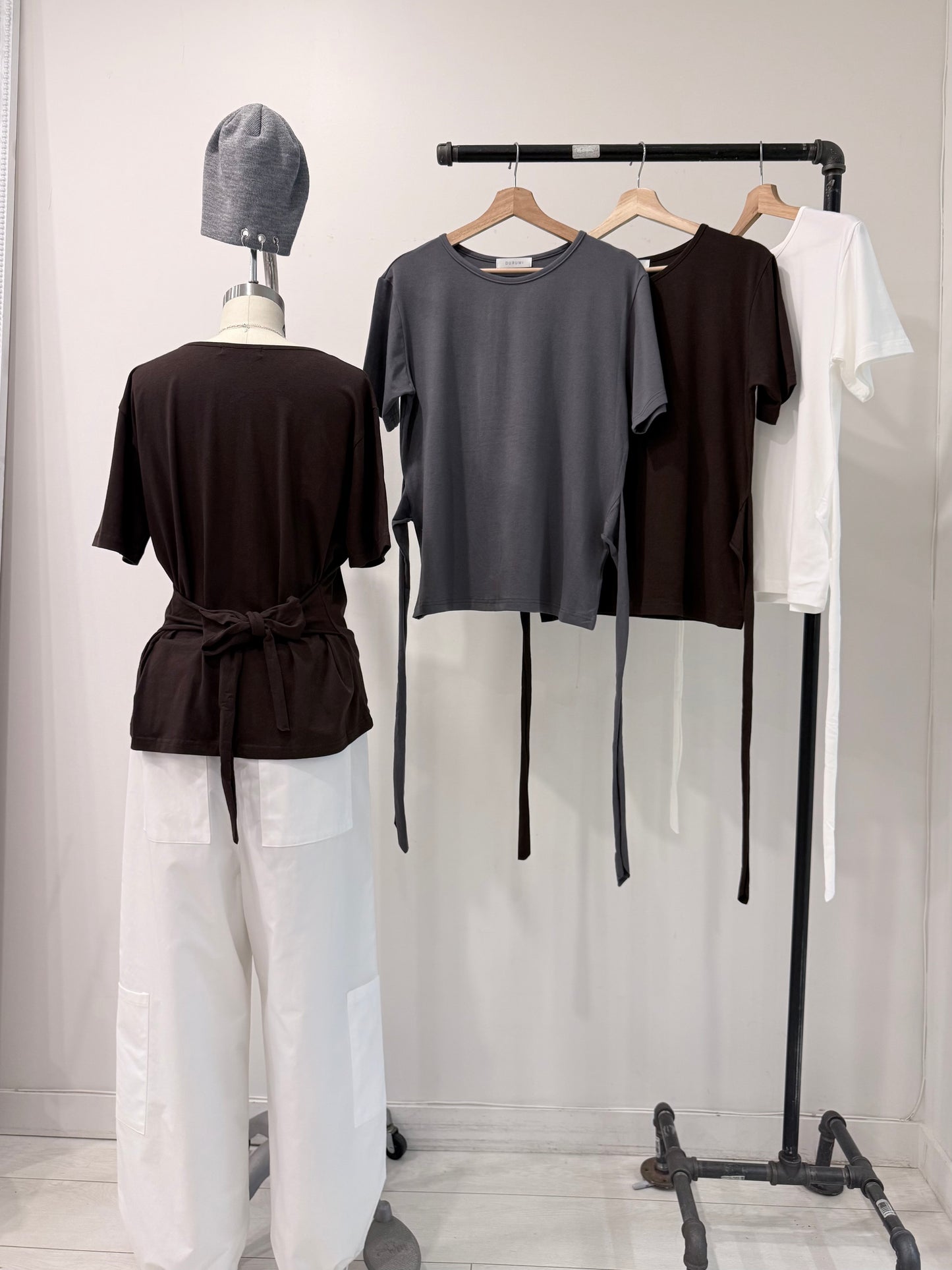 IDA Tie top
