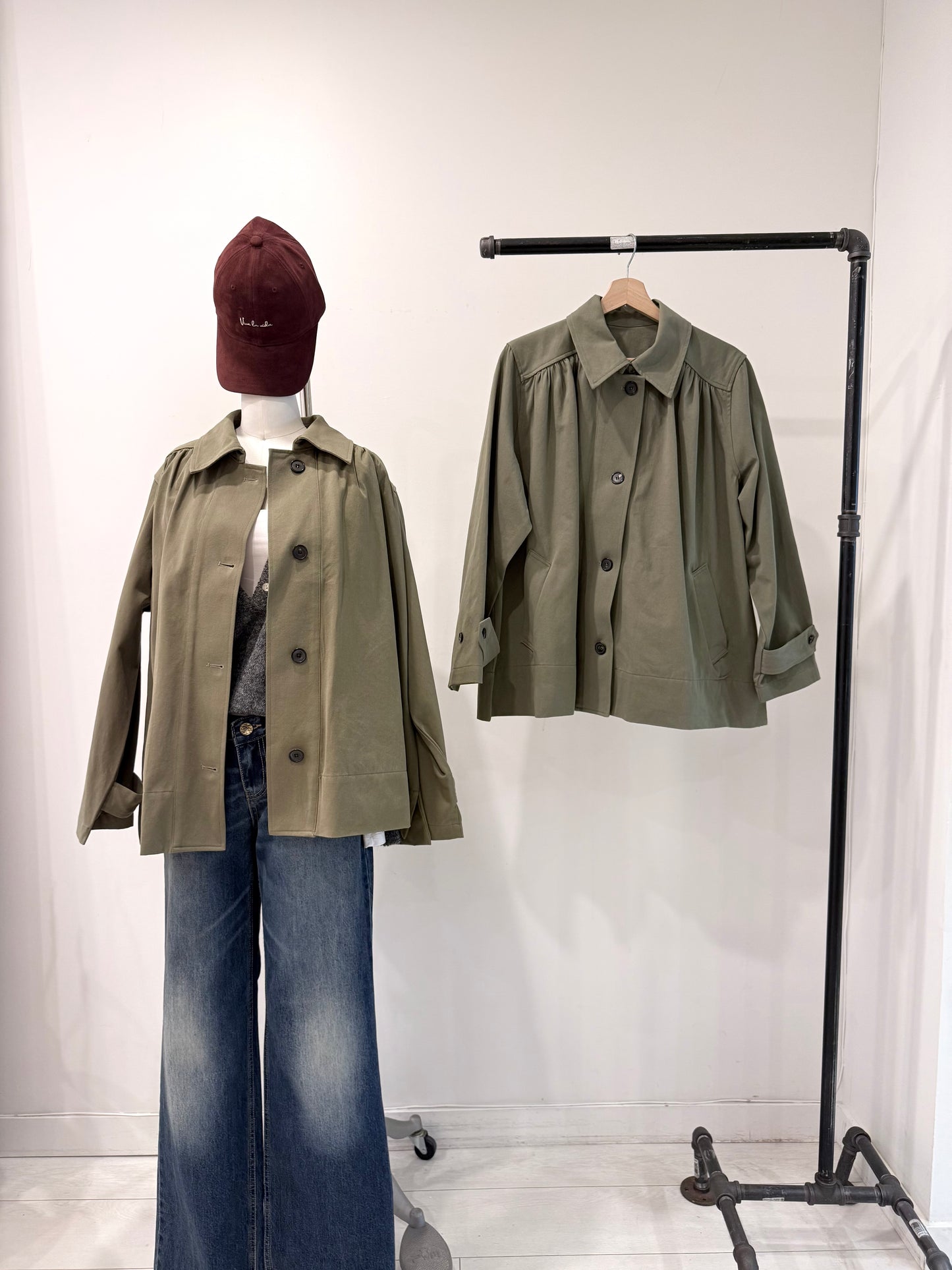 AUDRA Cropped trench