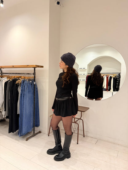 ROYEL Stripe fuzzy toque