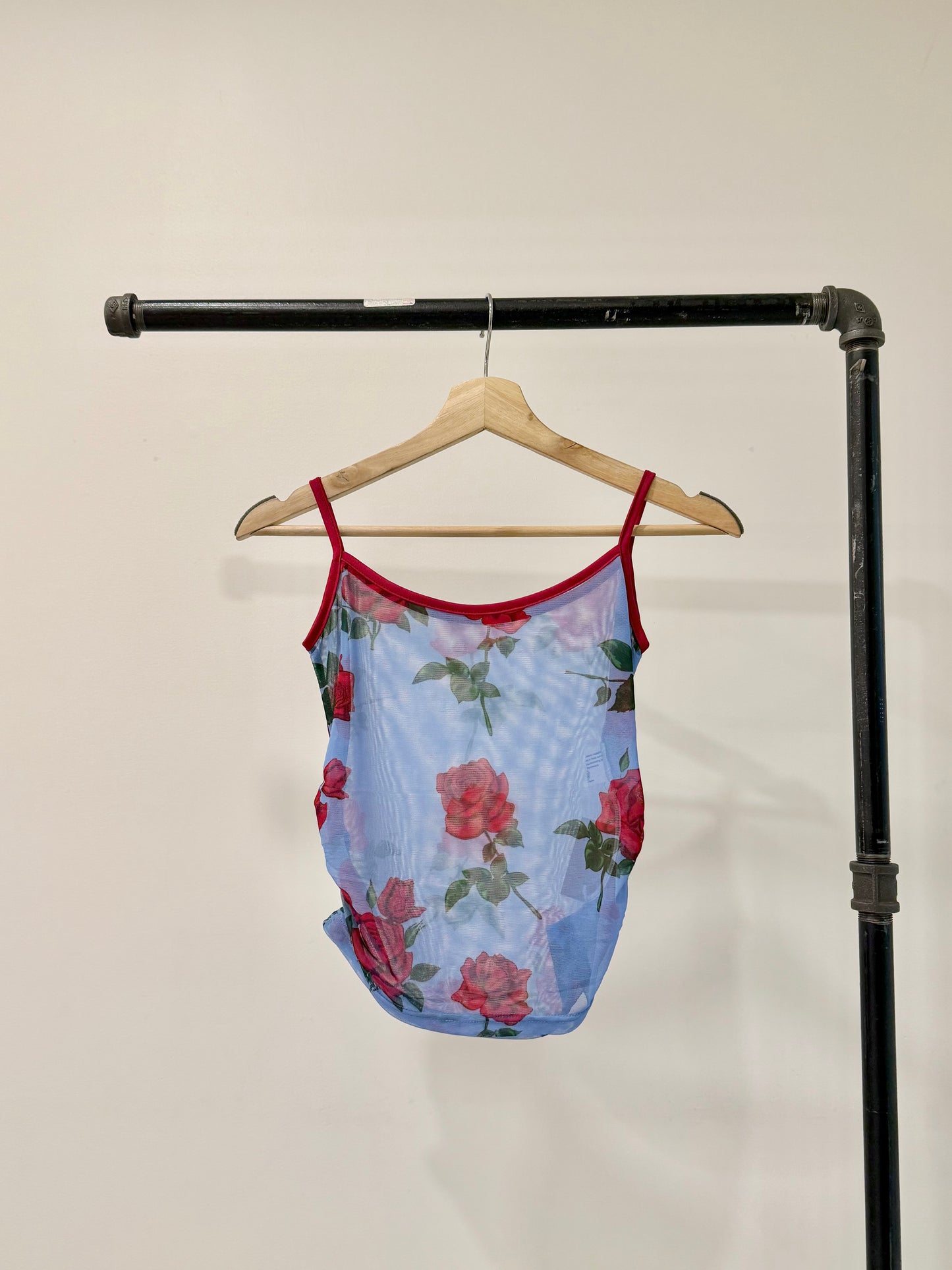 VALERIA Rosy mesh top