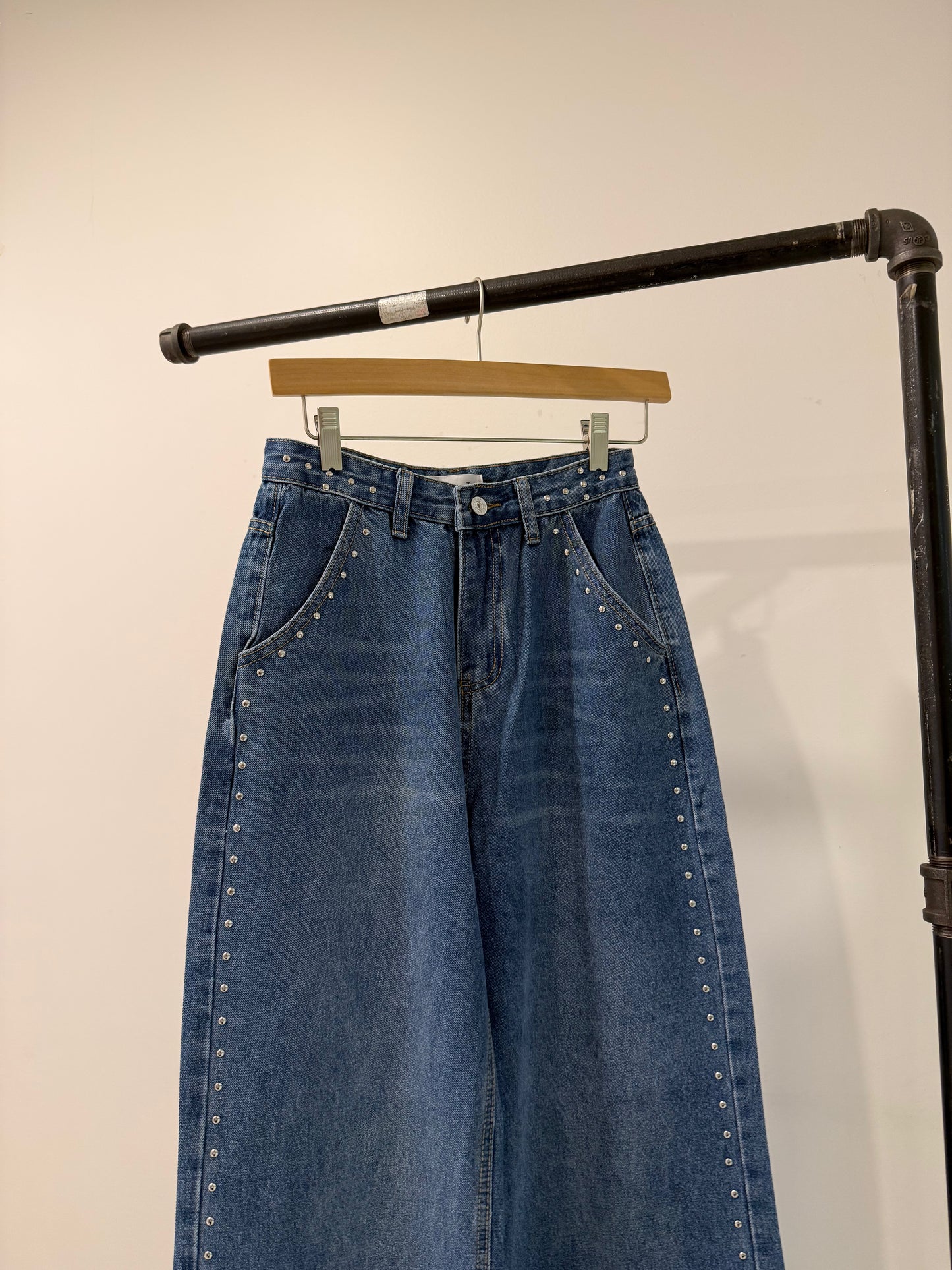 BALU Studded high waisted jeans