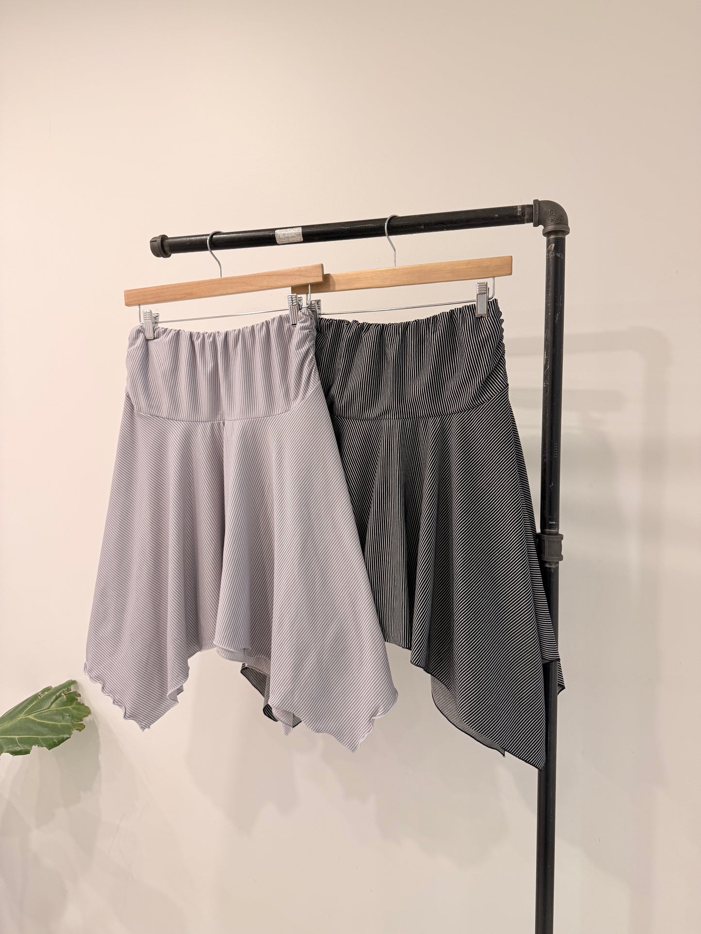 LINE Ruched midi skirt