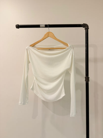 LASKA One shoulder top