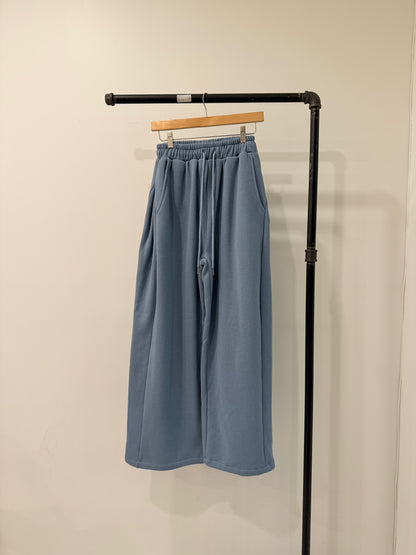 VARY Extra wide track pants