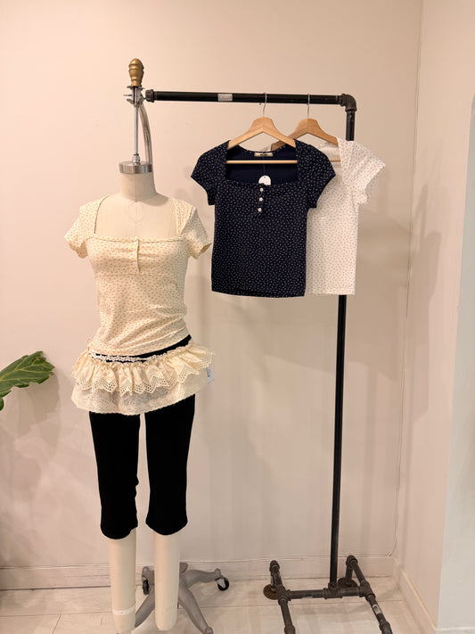 MOI Flower print tee
