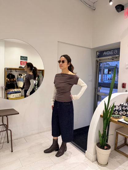 CAFE Off-shoulder two tone top