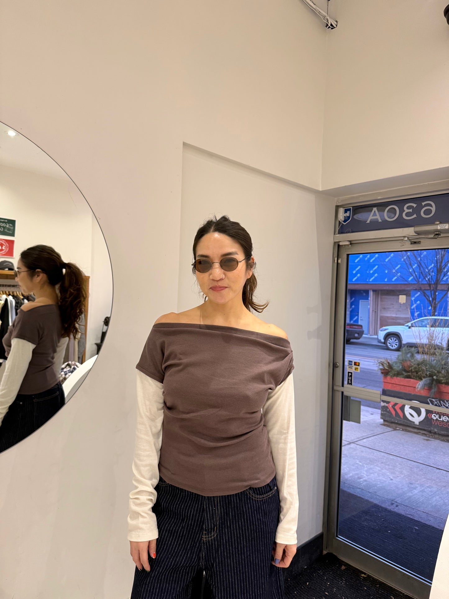 CAFE Off-shoulder two tone top