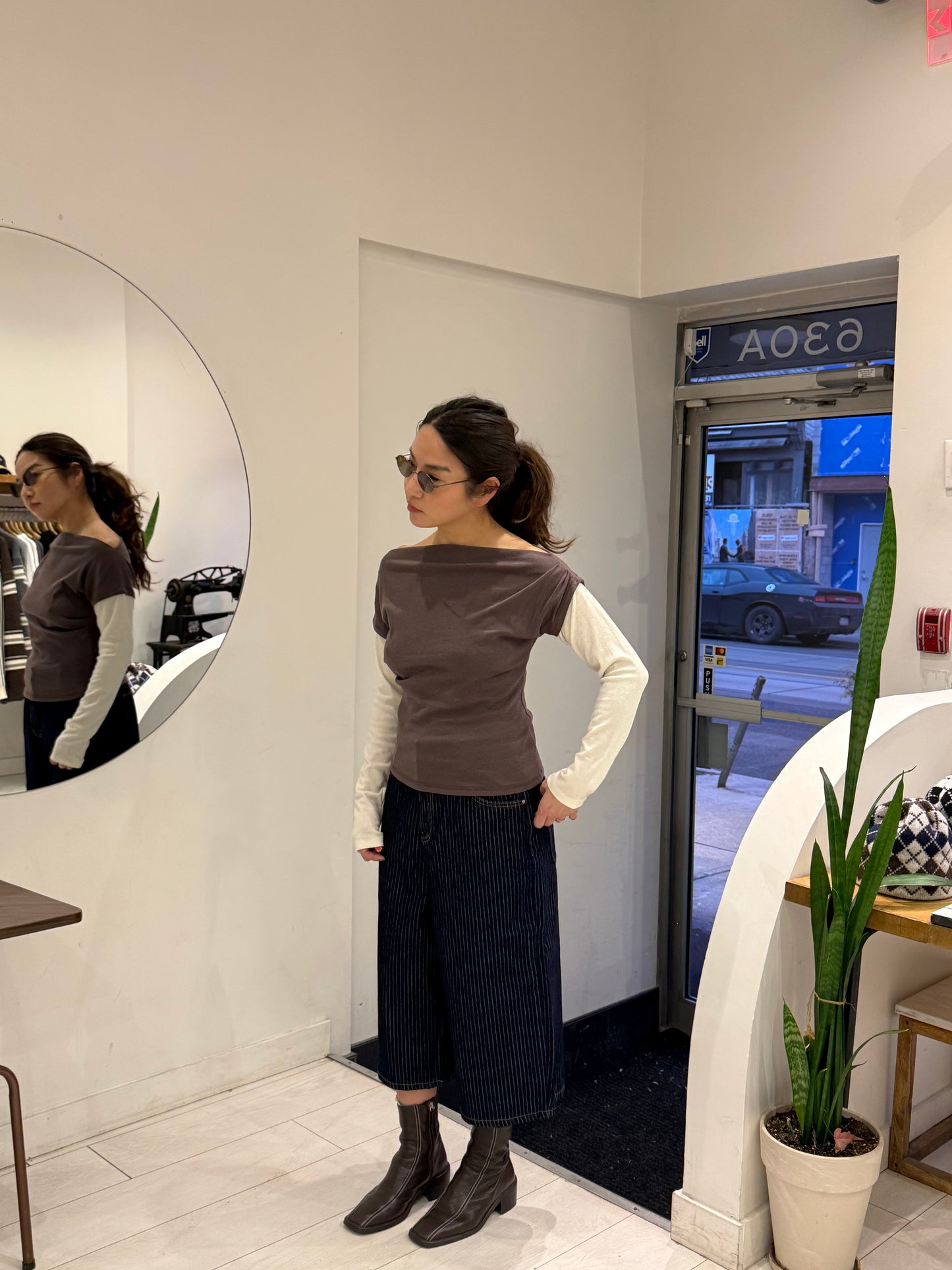 CAFE Off-shoulder two tone top