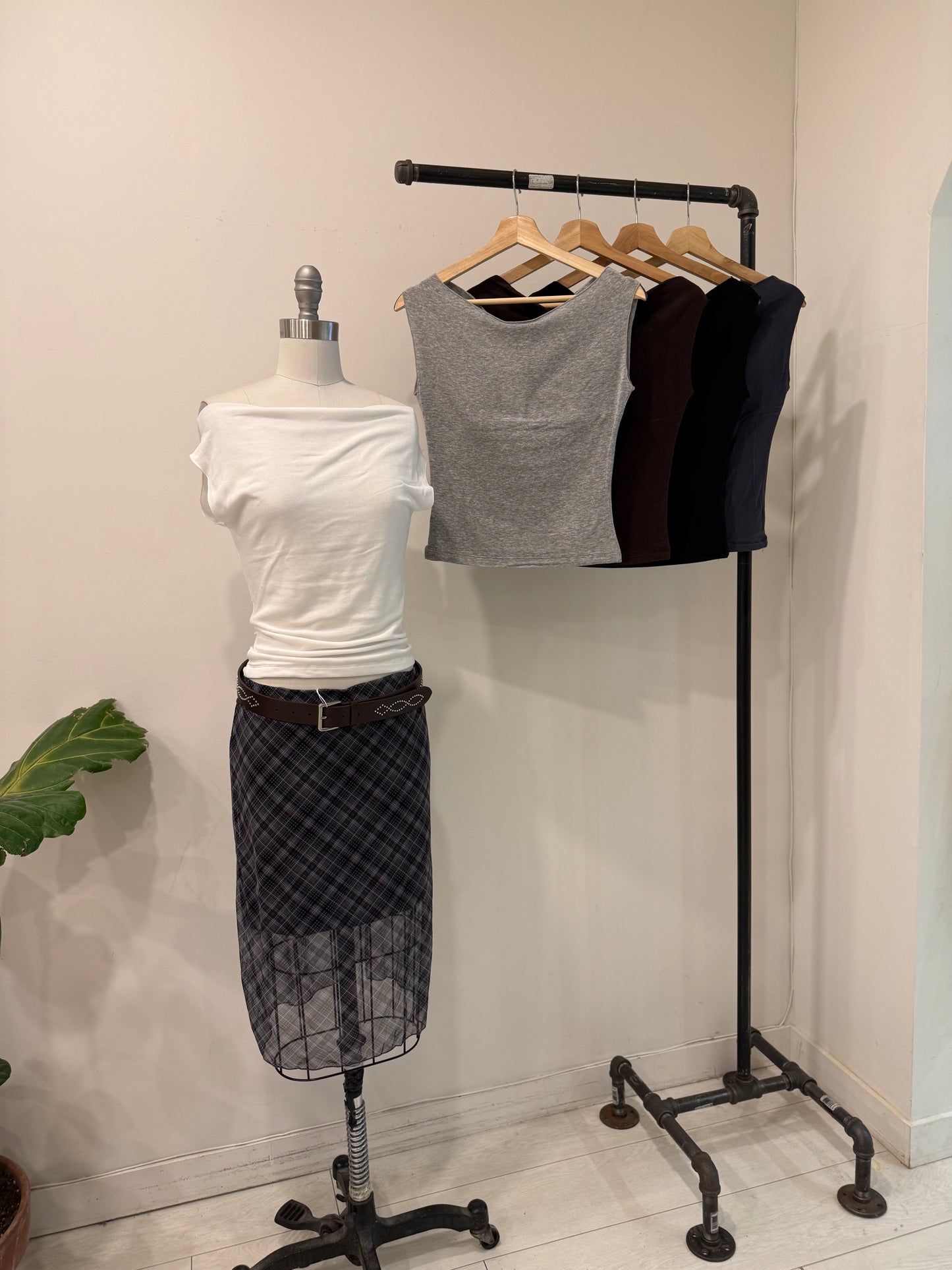 WELL Off shoulder top